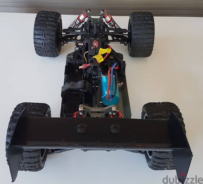 exchange on rc car, rc car , buggy 1/8 ,electric, excellent condition 3