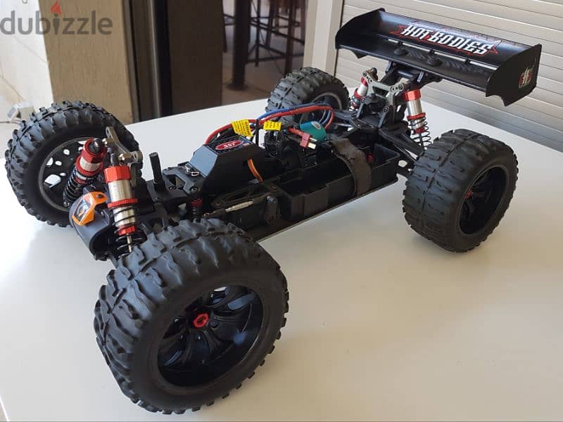 exchange on rc car, rc car , buggy 1/8 ,electric, excellent condition 4