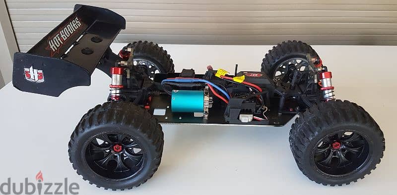 exchange on rc car, rc car , buggy 1/8 ,electric, excellent condition 5