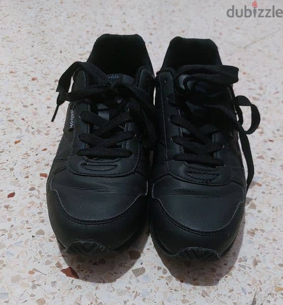 reebok black shoes 2