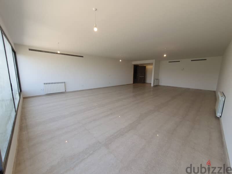 Apartment for sale in Yarzeh شقة للبيع في اليرزة 3