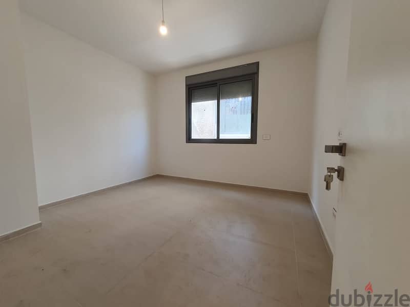 Apartment for sale in Yarzeh شقة للبيع في اليرزة 10