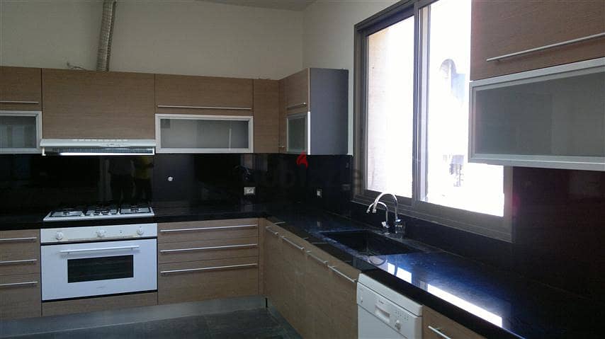 L01975-Luxurious Apartment For Rent In Naccache 3