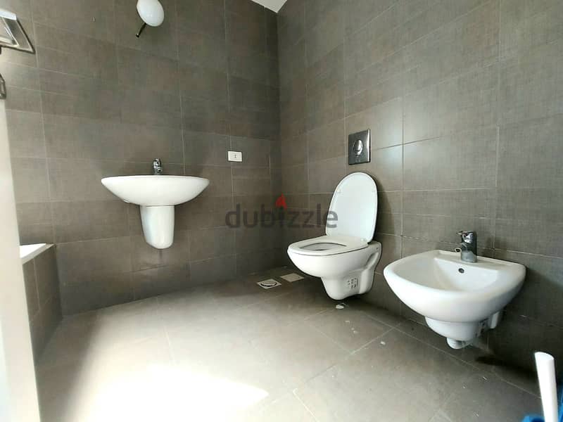 RA23-2068 Spacious apartment in Clemenceau is now for rent, 280m 10