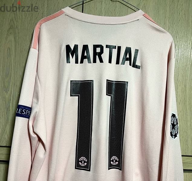 manchester united pink jersey long sleeve