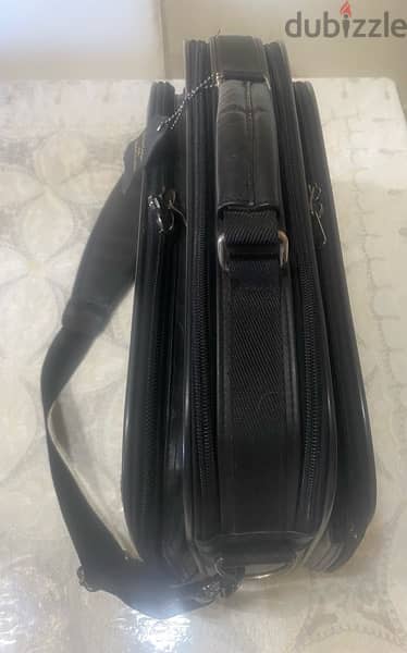 Genuine leather computer bag ICON never used 2