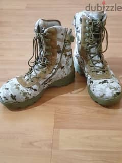 Magnum tactical military boots size 40 0