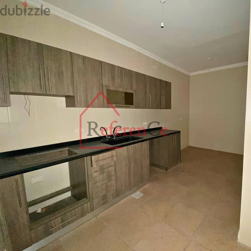 Apartment with Terrace in Sabtieh شقة مع تراس في السبتية 1