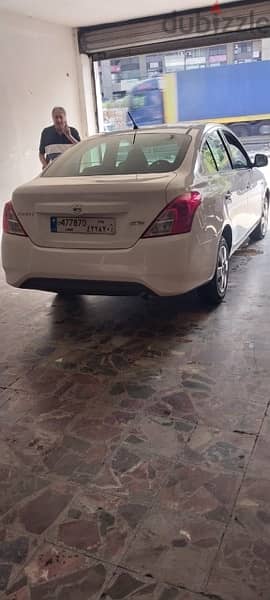 Nissan Sunny 2016 excellent condition / special price 1