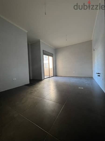 Apartment for sale in Dbayeh  شقة للبيع في ضبية 9