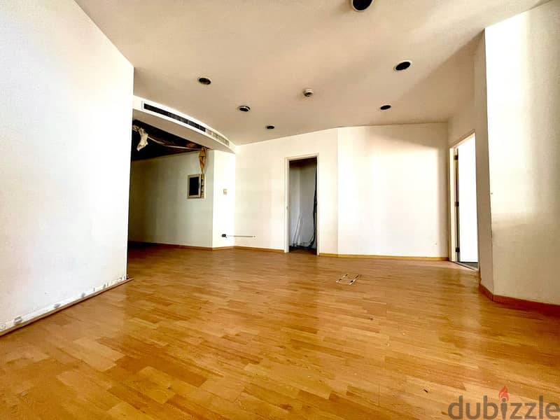 JH23-2071 Office 170m for rent in Downtown Beirut, $ 1,700 cash 1