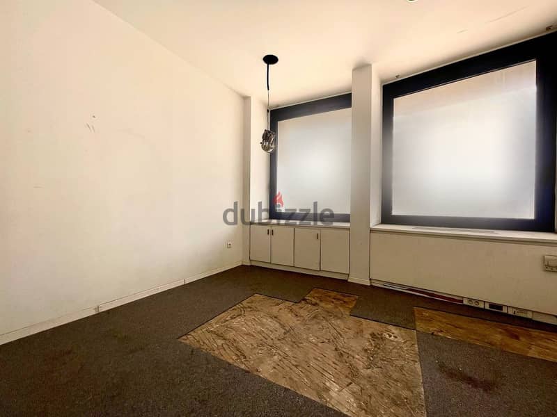 JH23-2071 Office 170m for rent in Downtown Beirut, $ 1,700 cash 2