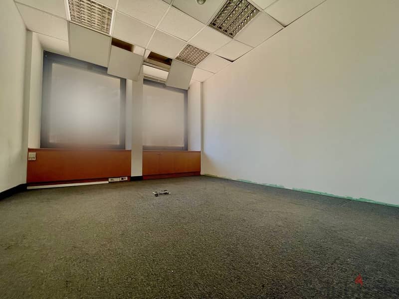 JH23-2074 Office 200m for rent in Downtown Beirut, $ 2,000 cash 1