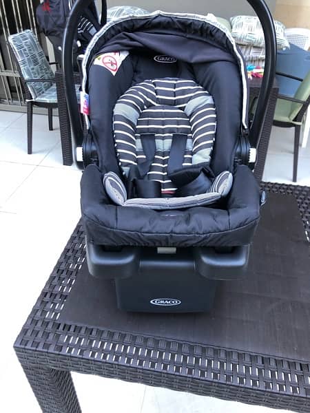 Graco stroller set 3 piece plus youpala 10 month old 18