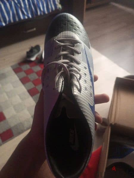 football shoes 1