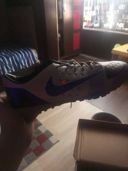 football shoes 2
