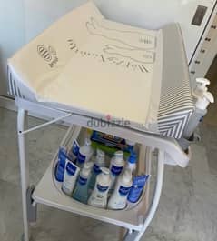 Brevi pratico with wheel bath stand and changing diaper 0