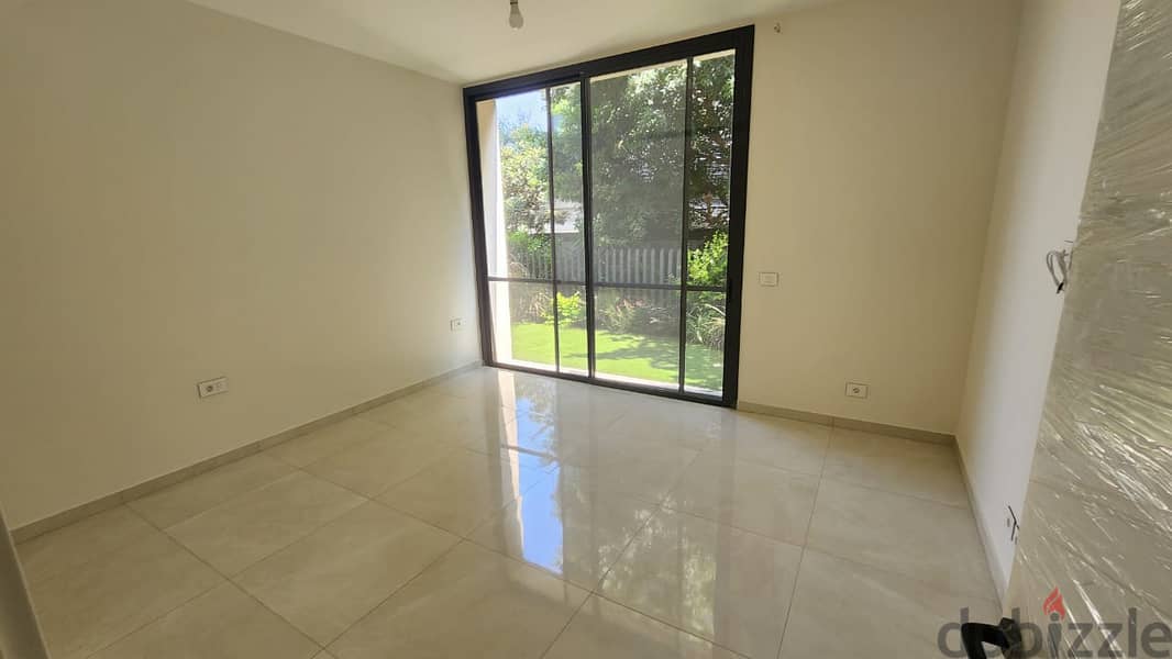 400 m2 apartment+150sqm terrace,garden for sale  in Hazmieh/Martakla 4