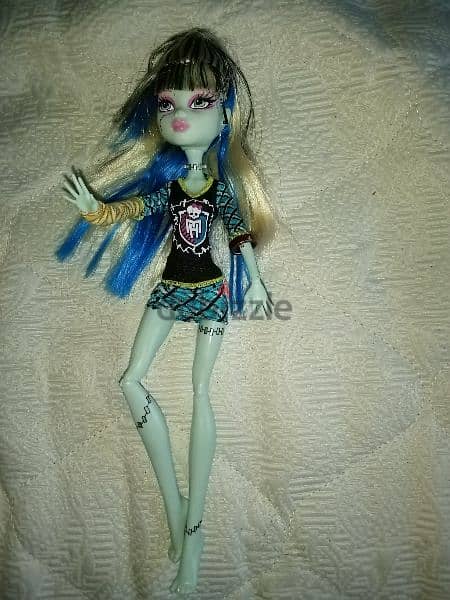 Offer:MONSTER HIGH Mattel characters As New dolls, Each 1 =14$ 10
