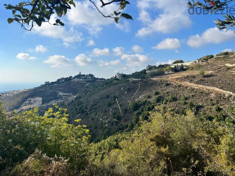 7221 m2 land+open mountain/sea view for sale in Bentael/Jbeil 7