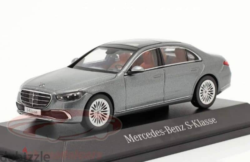 Mercedes S- Class diecast car model 1;43. 1