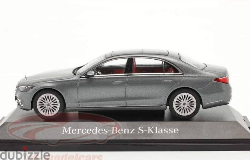 Mercedes S- Class diecast car model 1;43. 2