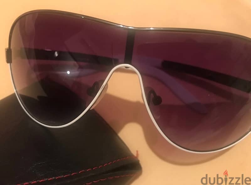 Sunglasses from Trendy Italy 1