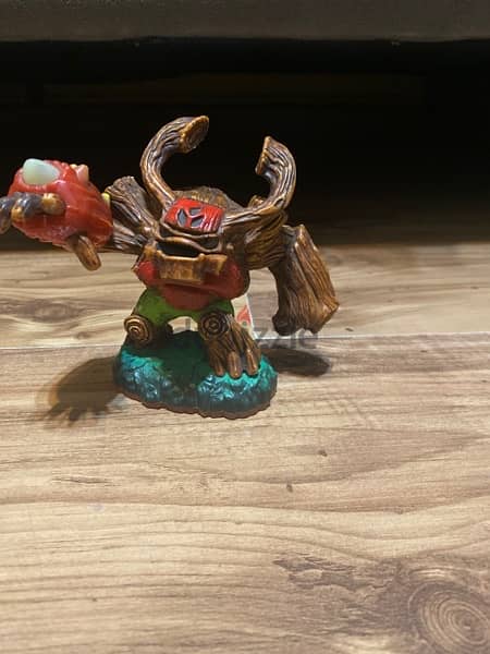 SKYLANDER CHARACTER 1