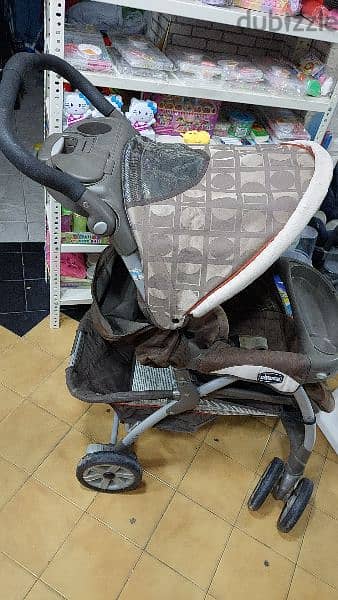 Chicco Cortina in good condition Strong stroller. . شيكو عرباية متينة 2