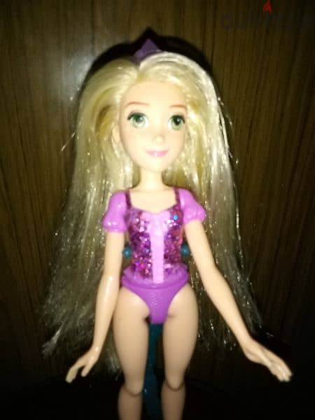 Princess RAPUNZEL Disney TANGLED Hasbro Great doll +dress +Crown=17$ 1