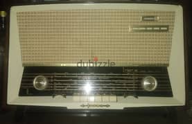 old radio 0