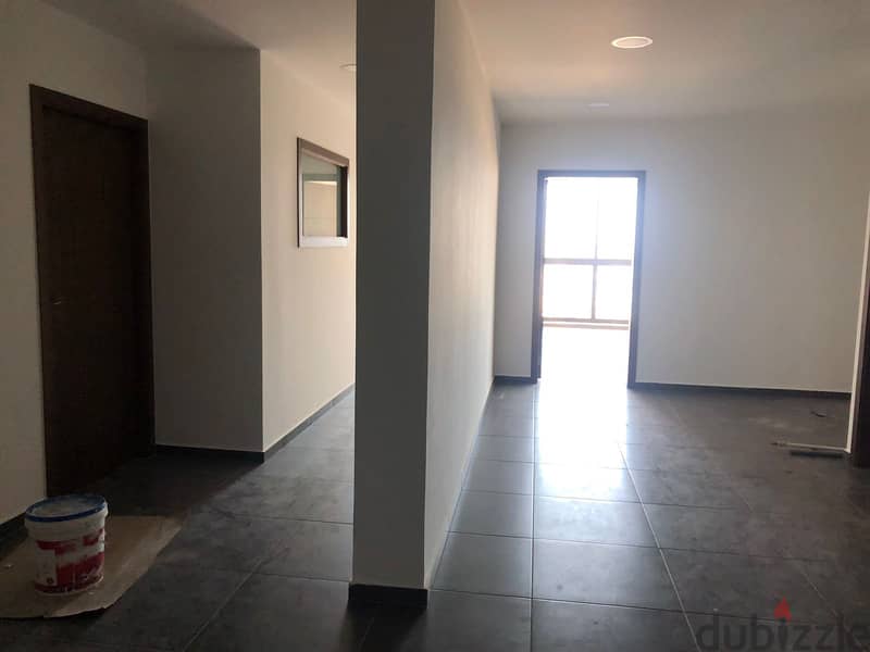 L13194-250 SQM Office With Sea View for Rent In Gemmayze 3