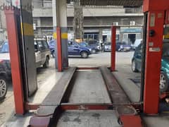 Four post Alignment lift