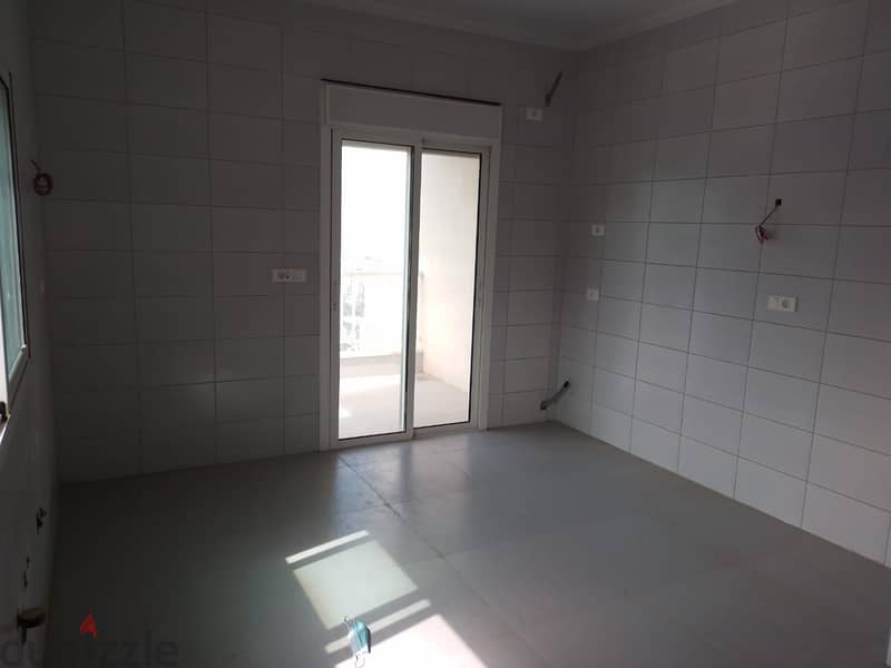 201 m2 apartment having an open sea & city view for sale in Rabweh 10
