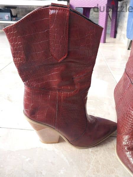 leather and velvet boots 2