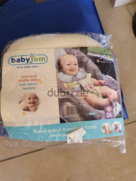 Pillow for baby to be used in car seat, at home, etc 4