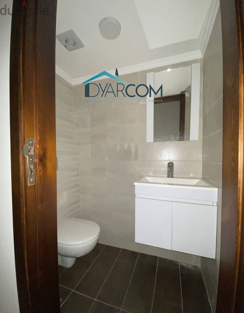DY1161 - Sodeco Ras el Nabeh Apartment For Sale! 4
