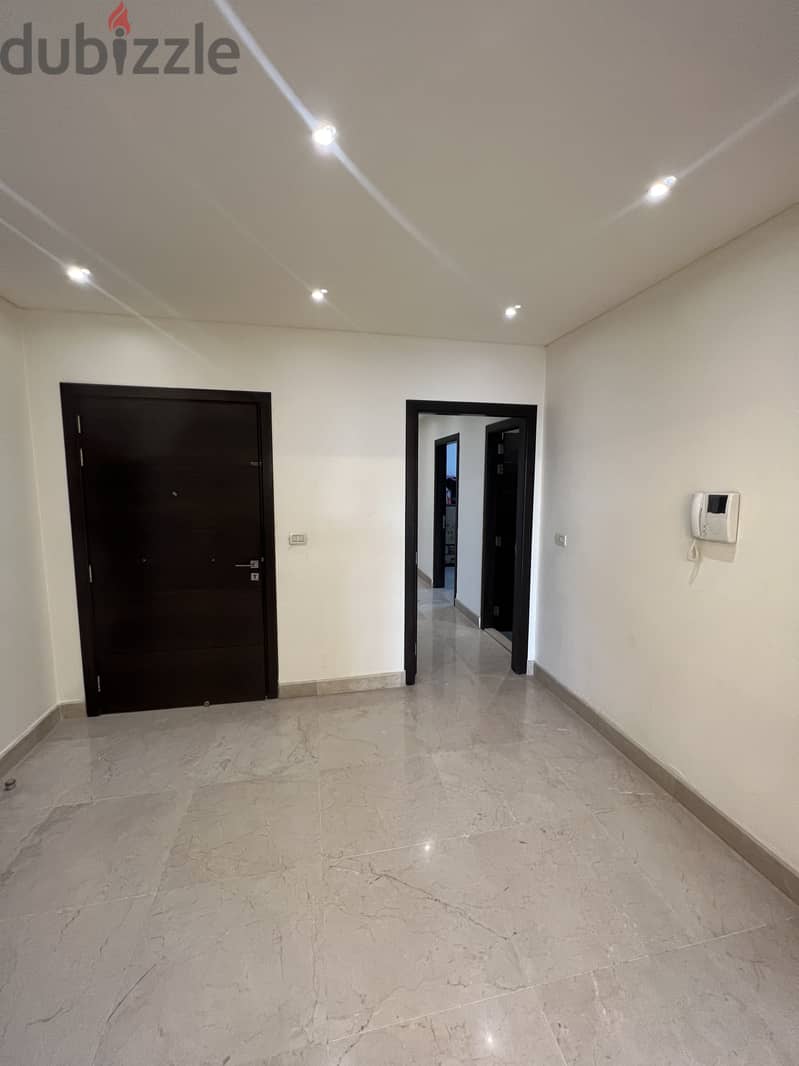 Luxurious Apartment fo Sale in Jnah near Centro Mall 2