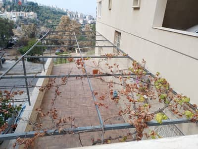 200 m2 apartment+ garden&terrace for sale in Rabweh - للبيع في الربوه