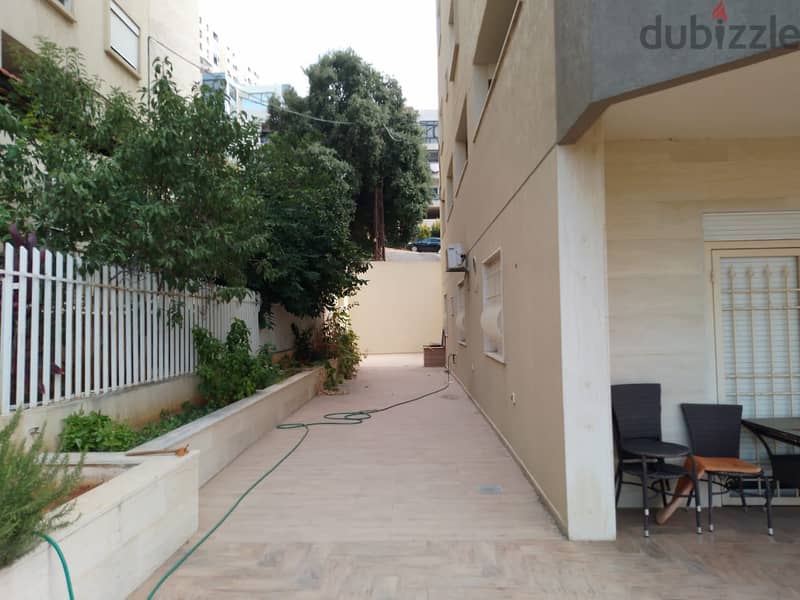 200m2 apartment+60m2 garden+180m2 terrace+open view for sale in Rabweh 9