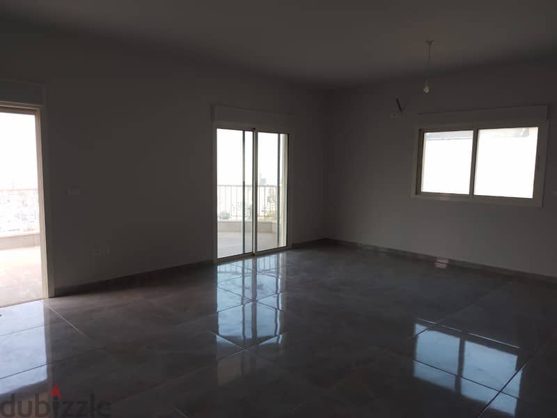 200m2 apartment+60m2 garden+180m2 terrace+open view for sale in Rabweh 15