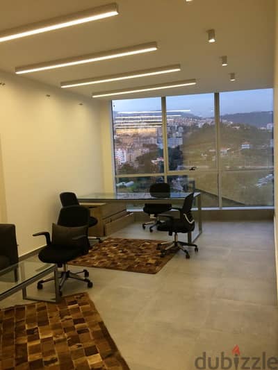 Decorated 47 m2 office for rent in Jdeide - مكتب للإيجار في الجديدة