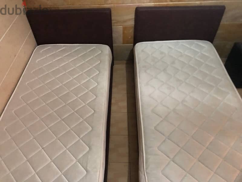 x2 SleepComfort Lilas bed+mattresses 0