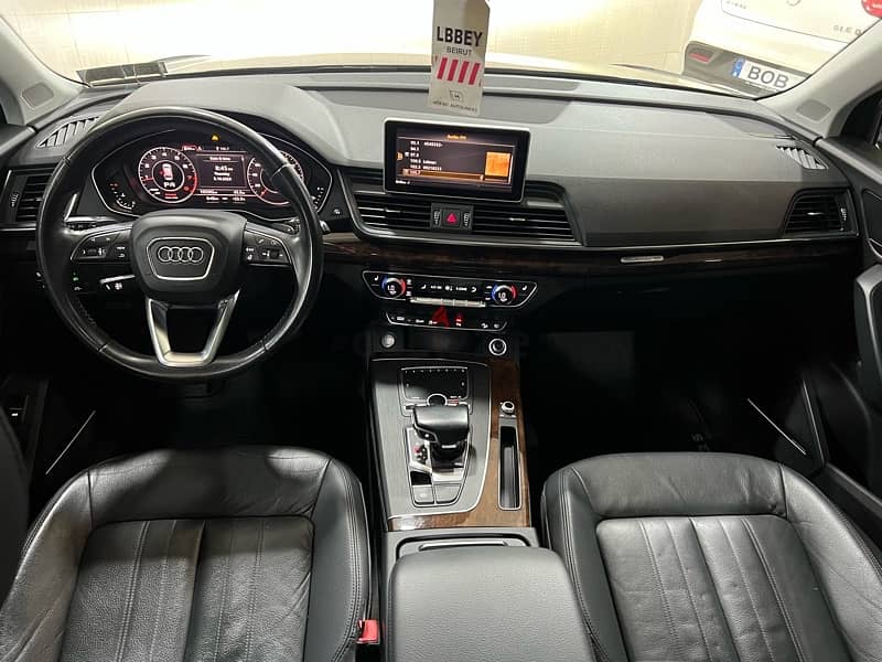 Audi Q5 Premium Plus 2018 2.0T Special Car 7