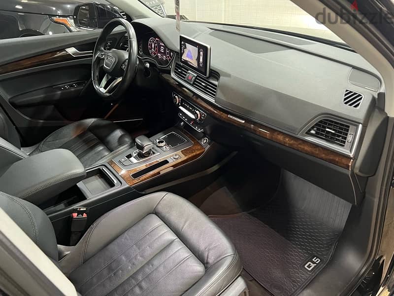 Audi Q5 Premium Plus 2018 2.0T Special Car 8