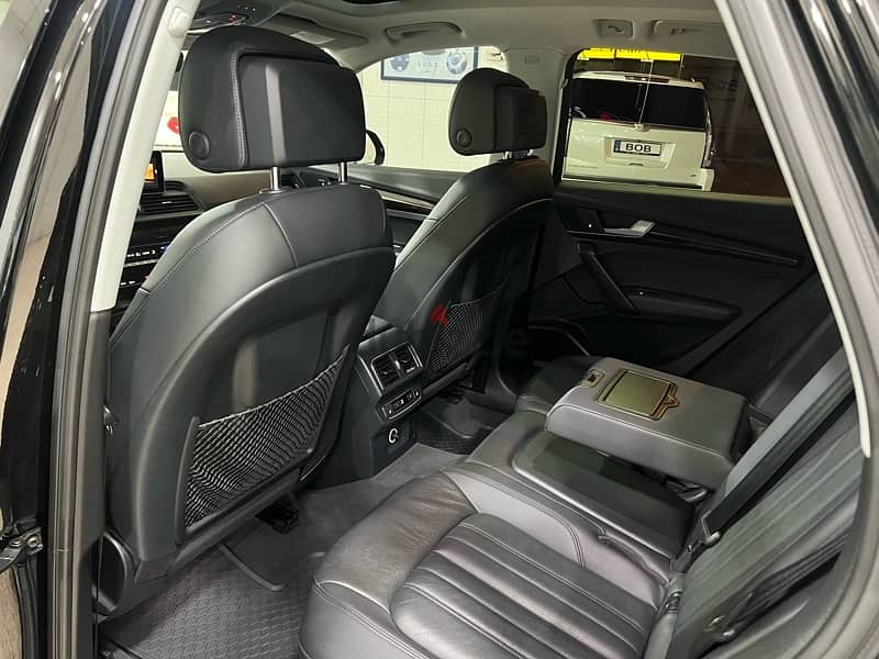 Audi Q5 Premium Plus 2018 2.0T Special Car 12