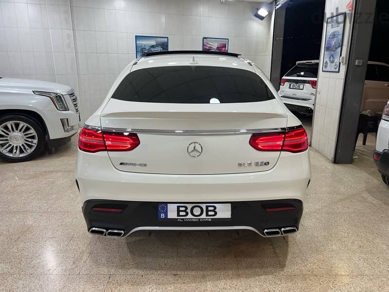 Mercedes Benz GLE 63S Amg Special Car 4