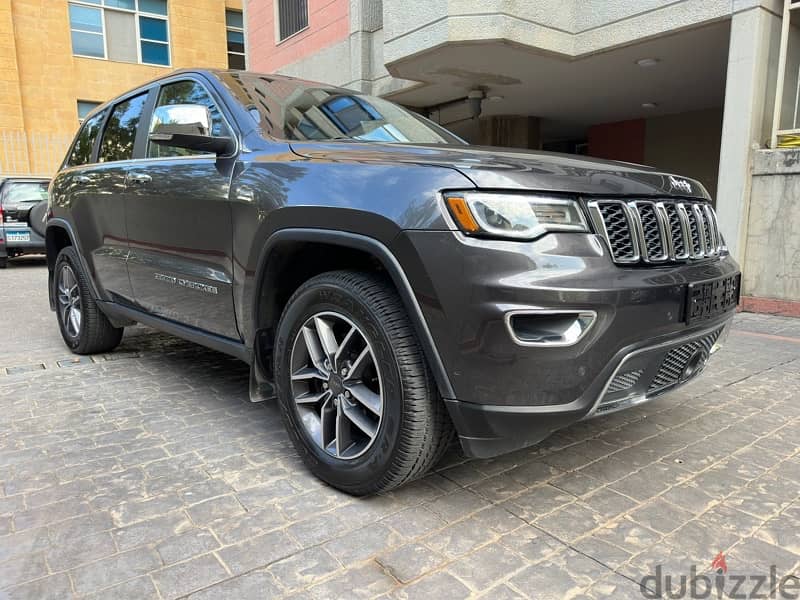Jeep Grand Cherokee Limited plus v6 4x4 2019 only 32000 miles 9