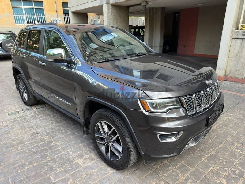 Jeep Grand Cherokee Limited plus v6 4x4 2019 only 32000 miles 10