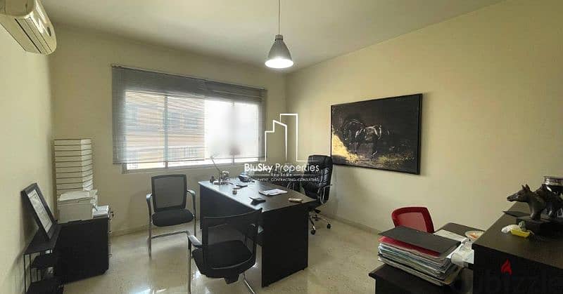 Office 160m² 3 Rooms For RENT In Badaro - مكتب للأجار #JF 3